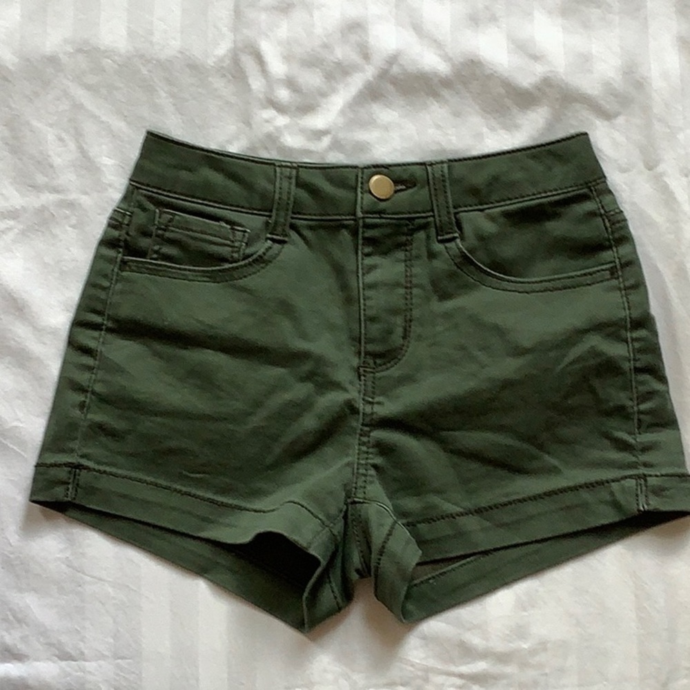 Girl’s High Rise Shorts